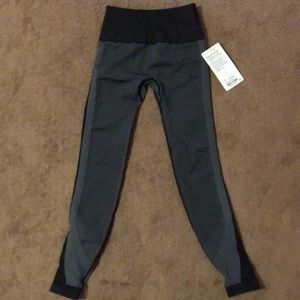 NWT Lululemon athletics leggings size 4